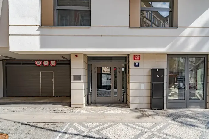 Prodej bytu 1+kk, Praha - Vršovice, Krymská, 27 m2