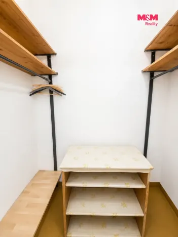 Prodej bytu 2+1, Lovosice, Kmochova, 57 m2