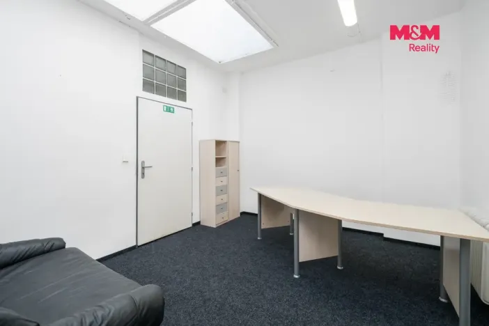 Pronájem kanceláře, Ústí nad Labem - Klíše, V Zahrádkách, 63 m2
