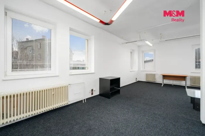Pronájem kanceláře, Ústí nad Labem - Klíše, V Zahrádkách, 63 m2