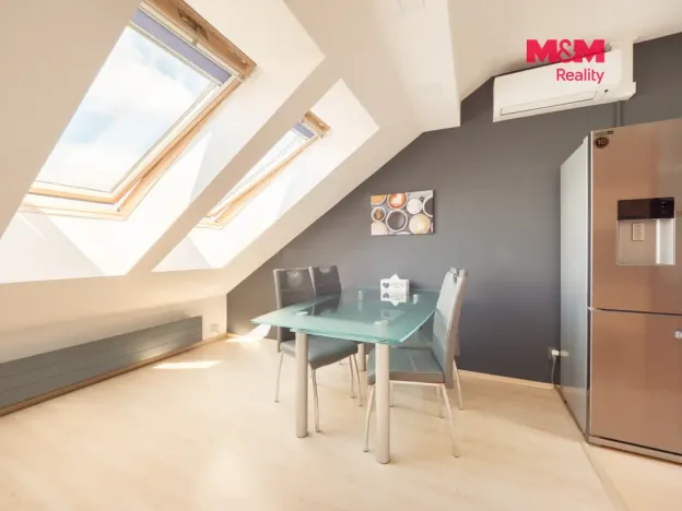 Prodej bytu 3+kk, Praha, Stochovská, 80 m2