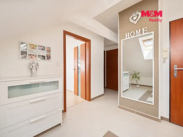 Prodej bytu 3+kk, Praha, Stochovská, 80 m2