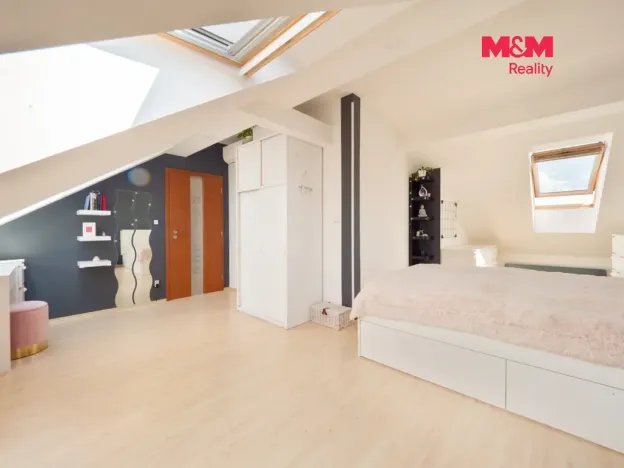 Prodej bytu 3+kk, Praha, Stochovská, 80 m2