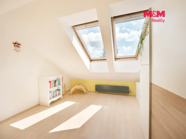 Prodej bytu 3+kk, Praha, Stochovská, 80 m2