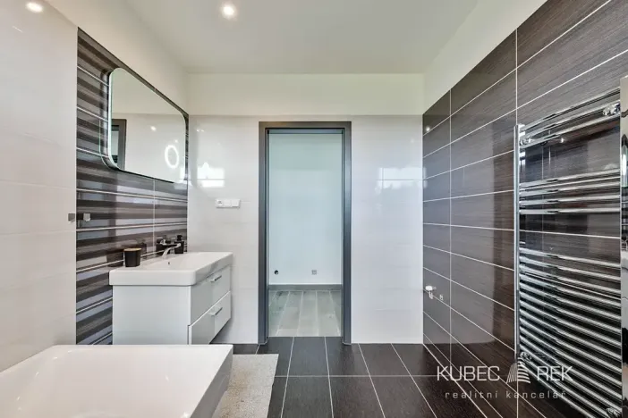 Prodej rodinného domu, Ústrašice, 130 m2
