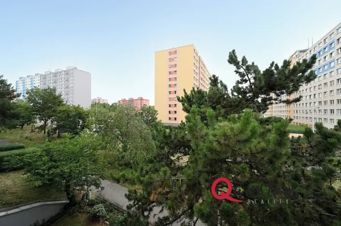 Pronájem bytu 1+kk, Praha - Troja, Sosnovecká, 28 m2