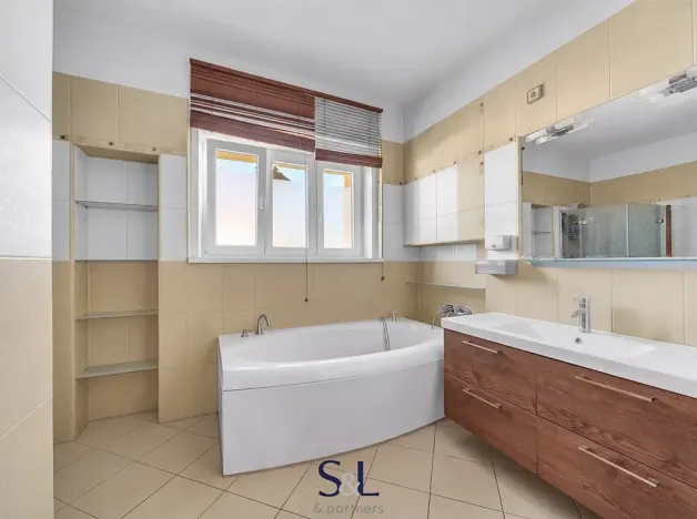 Prodej bytu 3+kk, Jičín, Na Tobolce, 84 m2