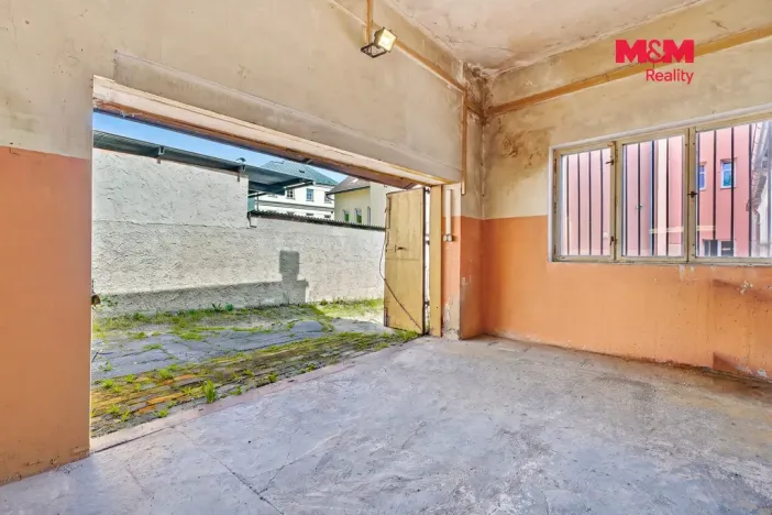 Prodej garáže, Jablonec nad Nisou, 75 m2