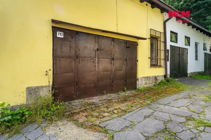 Prodej garáže, Jablonec nad Nisou, 75 m2