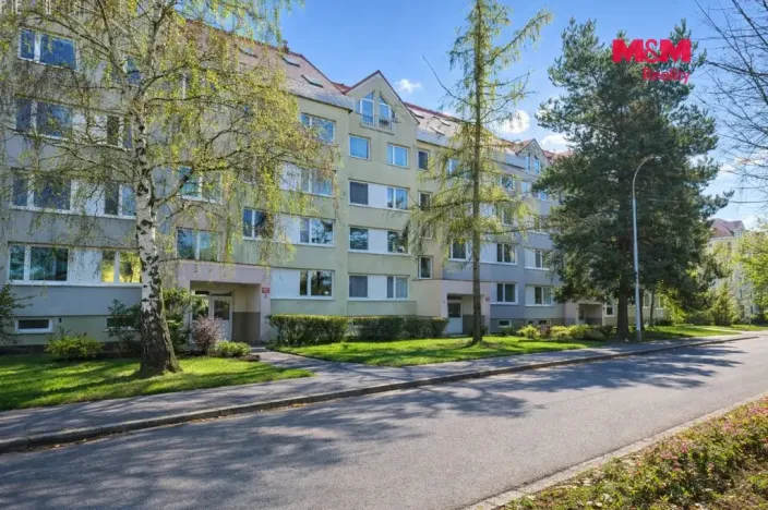 Prodej bytu 4+kk, Praha - Újezd nad Lesy, Rohožnická, 97 m2
