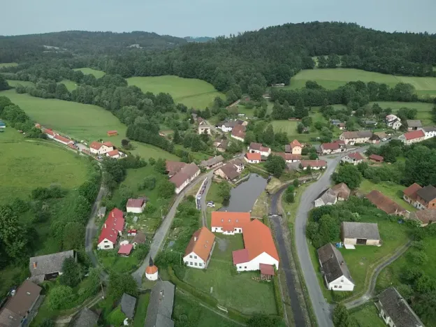 Prodej rodinného domu, Čmelíny, 450 m2
