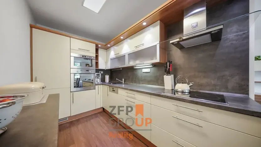 Prodej bytu 3+kk, Praha - Motol, Brdlíkova, 66 m2