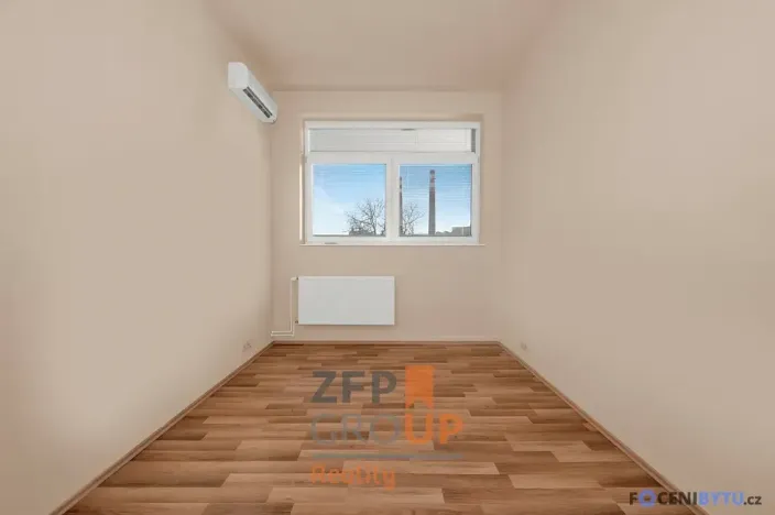 Pronájem obchodního prostoru, Hodonín, Velkomoravská, 702 m2