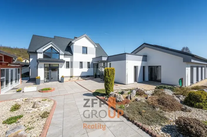 Prodej rodinného domu, Rozstání, 450 m2