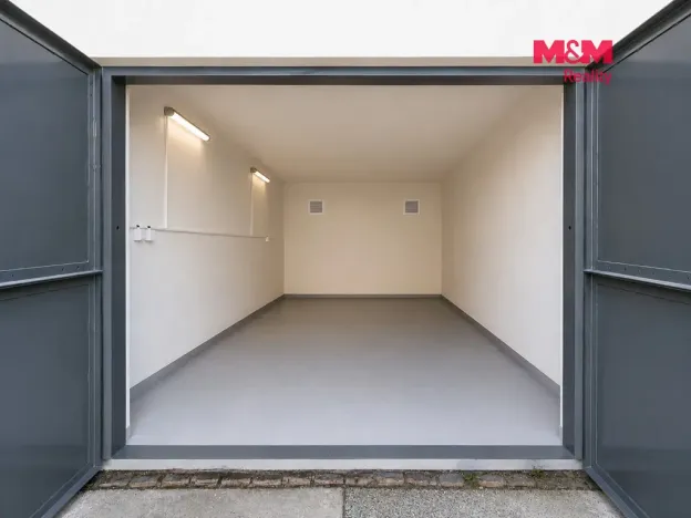 Prodej garáže, Karviná, Na Vyhlídce, 42 m2