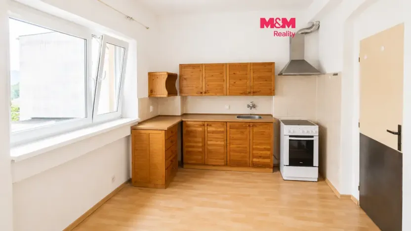 Pronájem bytu 2+1, Ústí nad Labem - Ústí nad Labem-centrum, Stará, 55 m2