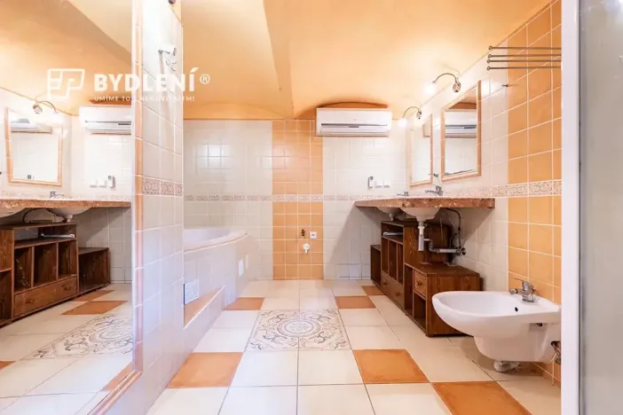 Prodej rodinného domu, Černěves, 150 m2