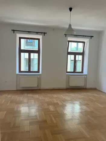 Pronájem bytu 1+1, Praha, Bělohorská, 40 m2