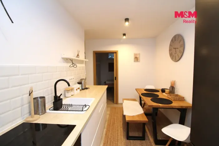 Pronájem bytu 2+1, Měšice, Revoluční, 42 m2