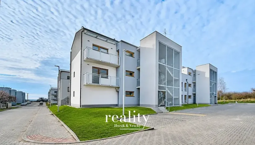 Pronájem bytu 1+kk, Znojmo, Třešňová, 22 m2