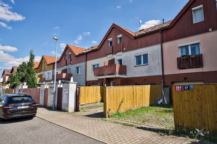 Pronájem rodinného domu, Praha - Štěrboholy, Pod areálem, 324 m2