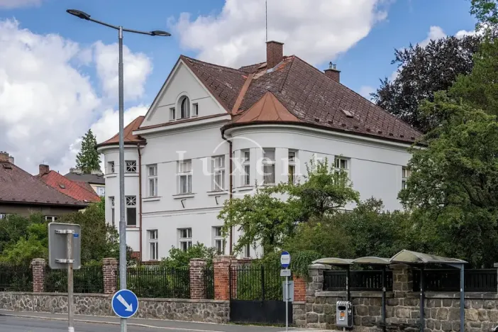 Prodej rodinného domu, Klatovy, Národních mučedníků, 256 m2