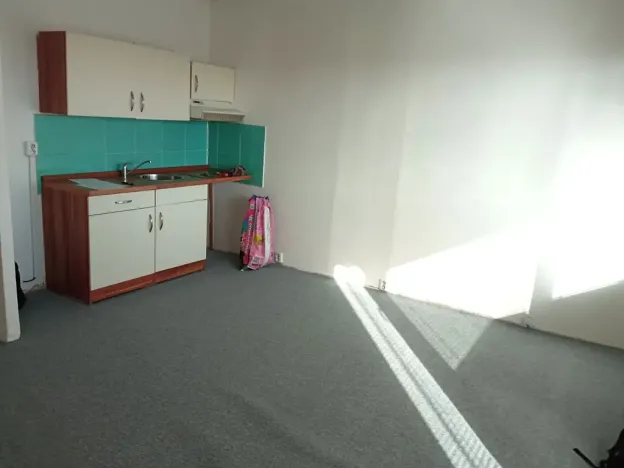 Pronájem bytu 1+kk, Brno, Kyjevská, 32 m2