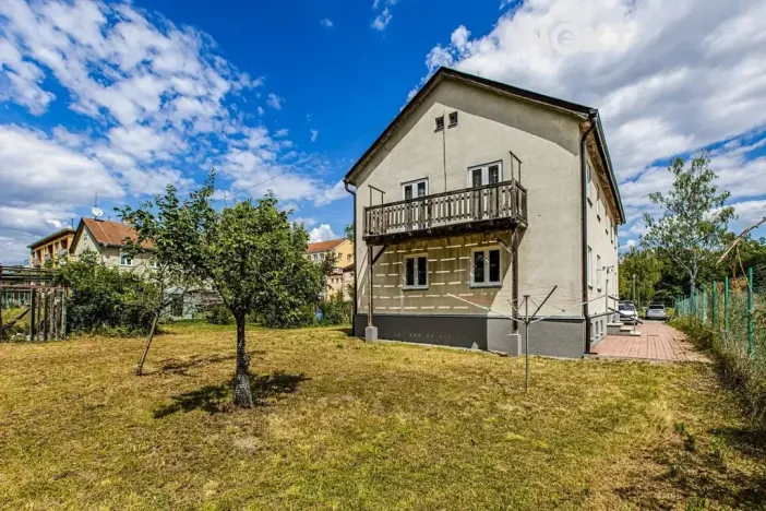 Prodej bytu 3+1, Hluboká nad Vltavou, Zvolenovská, 48 m2