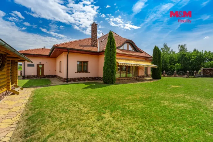 Prodej rodinného domu, Horoměřice, Akátová, 393 m2