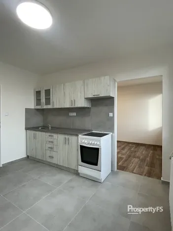 Pronájem bytu 1+1, Slaný, Bezručova, 33 m2