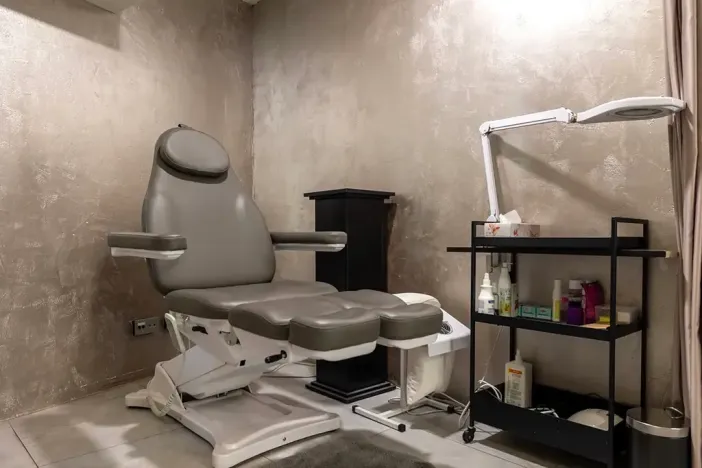 Pronájem obchodního prostoru, Praha, Neklanova, 74 m2