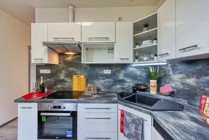 Pronájem bytu 2+1, Chomutov, Blatenská, 52 m2