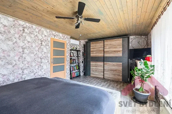 Prodej rodinného domu, Nupaky, K Parku, 160 m2
