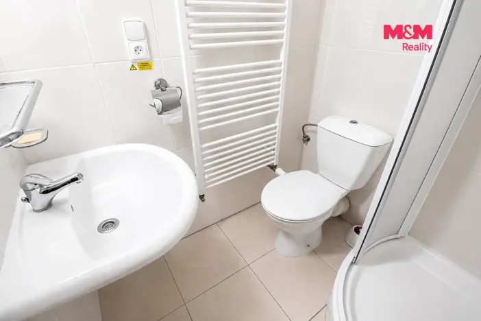 Prodej rodinného domu, Praha - Horní Počernice, Na nové silnici, 110 m2