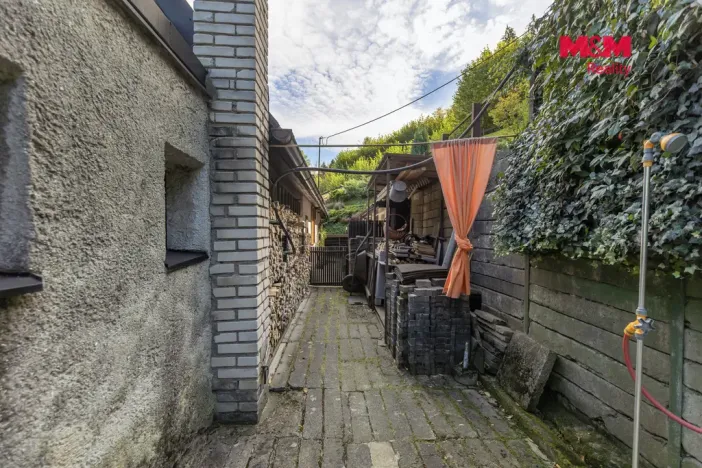 Prodej chalupy, Komorní Lhotka, 98 m2