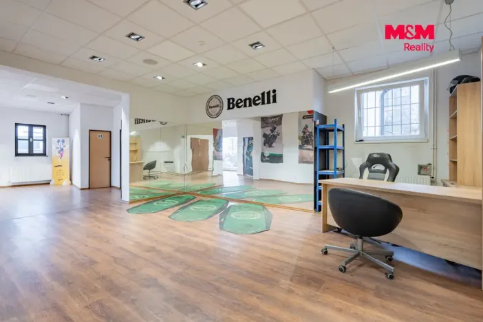 Pronájem obchodního prostoru, Rudolfov, Třeboňská, 500 m2