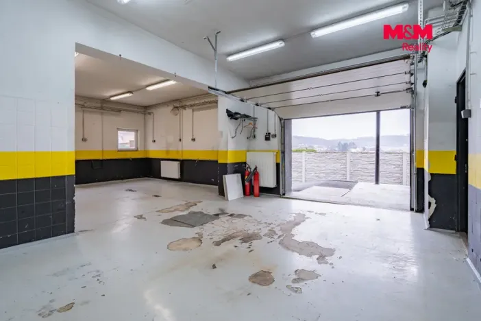 Pronájem obchodního prostoru, Rudolfov, Třeboňská, 500 m2