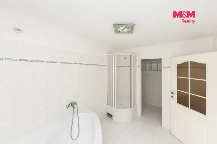Pronájem rodinného domu, Močovice, 88 m2