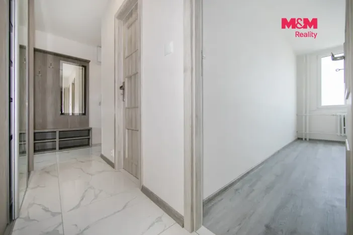 Pronájem bytu 3+kk, Praha - Prosek, Jablonecká, 66 m2