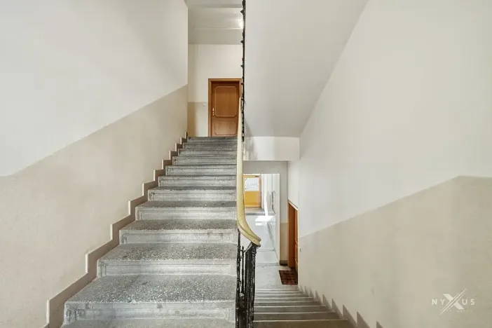 Pronájem bytu 1+kk, Praha - Smíchov, Mozartova, 35 m2