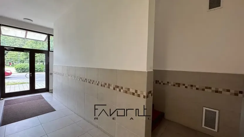 Pronájem bytu 1+kk, Ostrava, 30. dubna, 35 m2