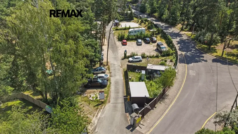 Prodej komerční nemovitosti, Doksy, 1850 m2