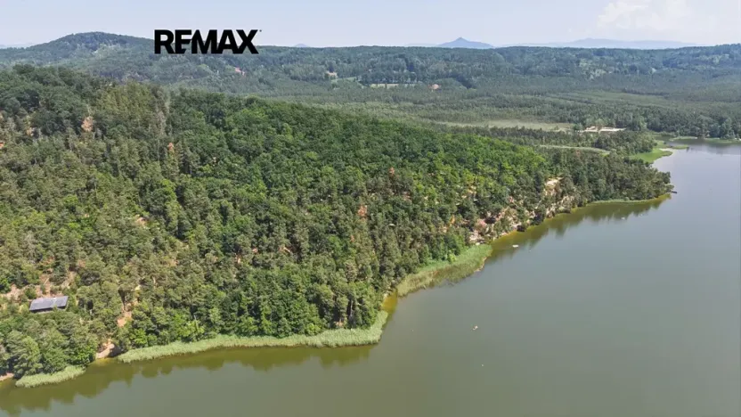 Prodej komerční nemovitosti, Doksy, 1850 m2