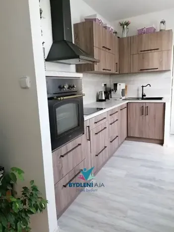 Pronájem bytu 2+1, Krupka, Sídliště, 55 m2
