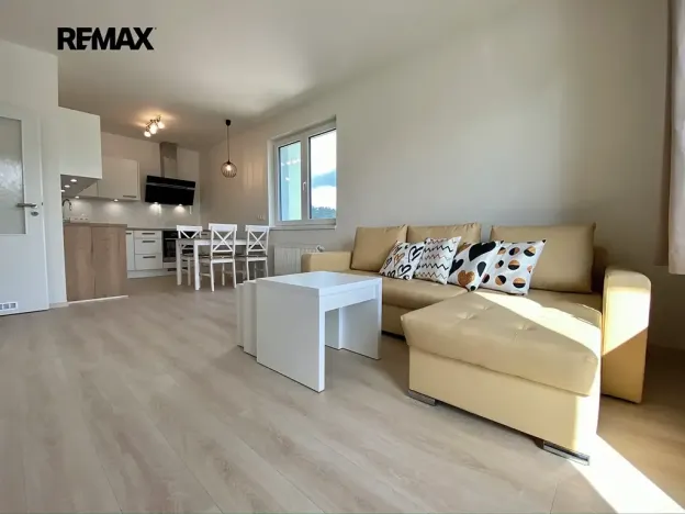 Pronájem bytu 2+kk, Praha - Hodkovičky, Šífařská, 57 m2