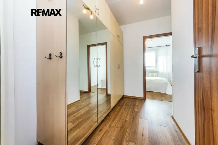 Pronájem bytu 2+kk, Kladno, Na růžovém poli, 41 m2