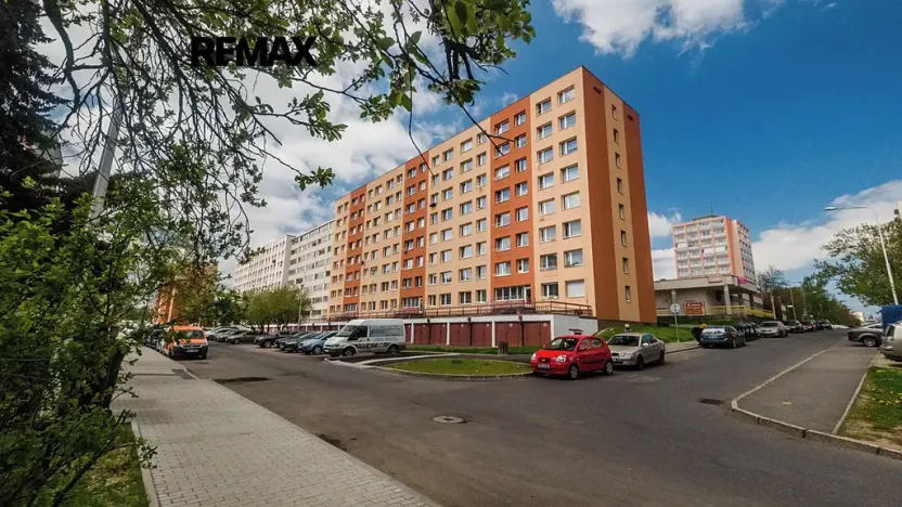 Pronájem bytu 2+kk, Kladno, Na růžovém poli, 41 m2