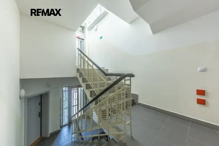 Prodej bytu 2+kk, Praha - Žižkov, Lucemburská, 80 m2