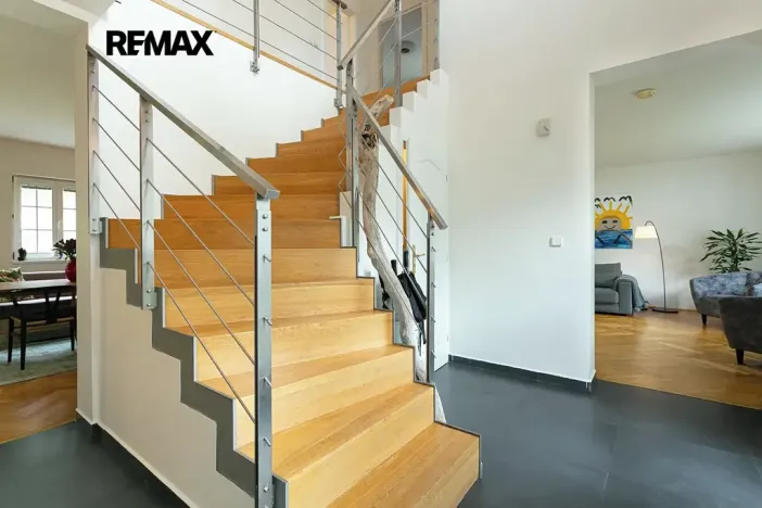 Pronájem vily, Praha - Nebušice, Na Malé Šárce, 302 m2