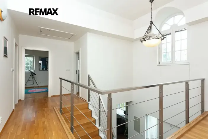Pronájem rodinného domu, Praha - Nebušice, Na Malé Šárce, 302 m2